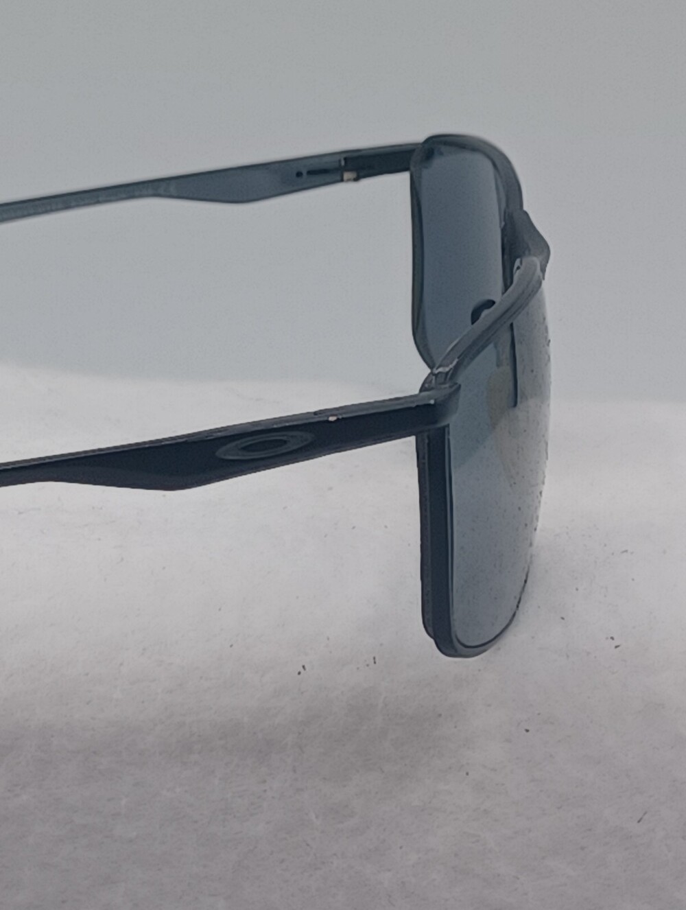 MENS Oakley Polorized Sunglasses - Picture 4 of 7
